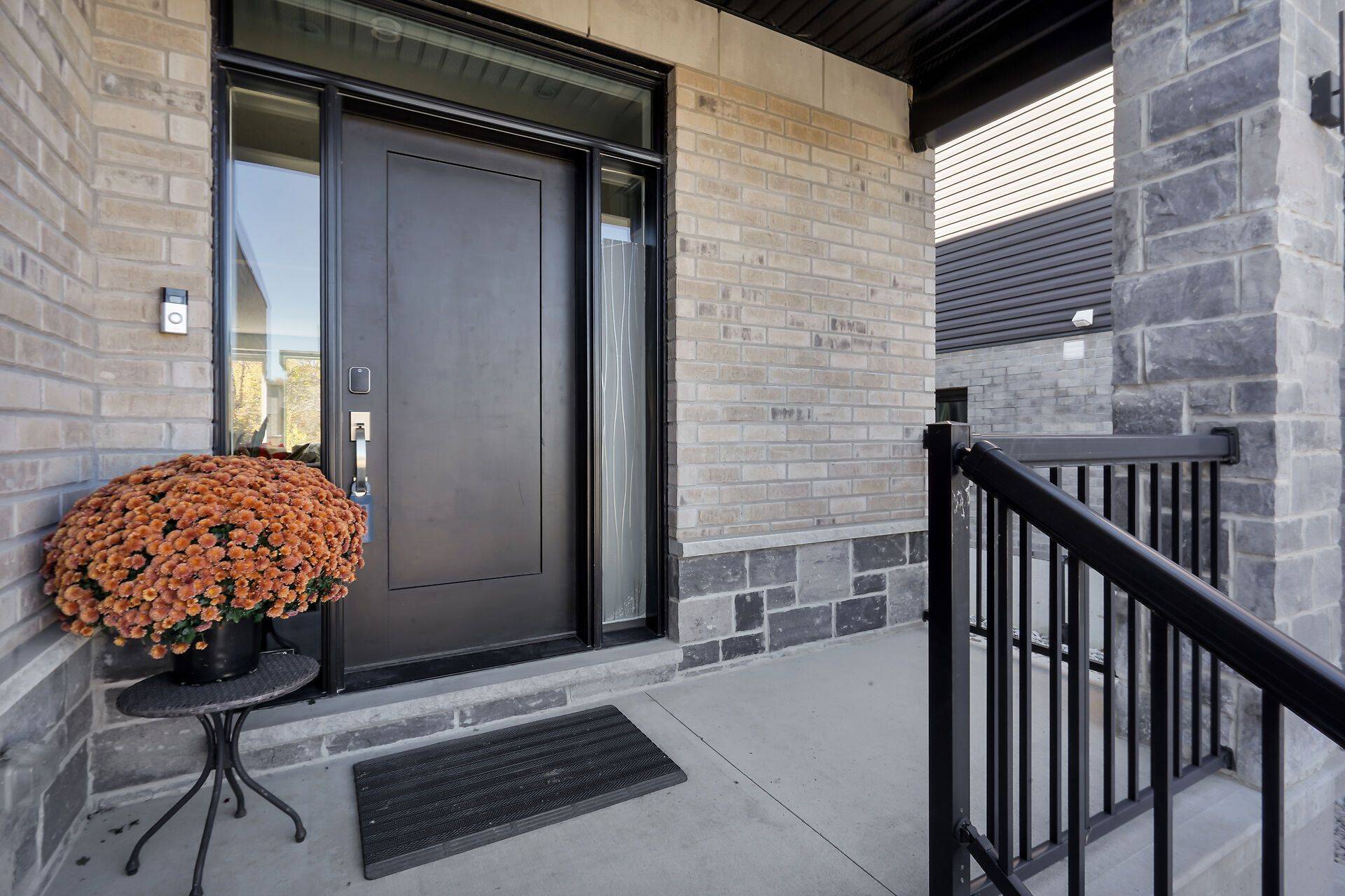 London North, ON N6G 0E2,1422 Lawson RD