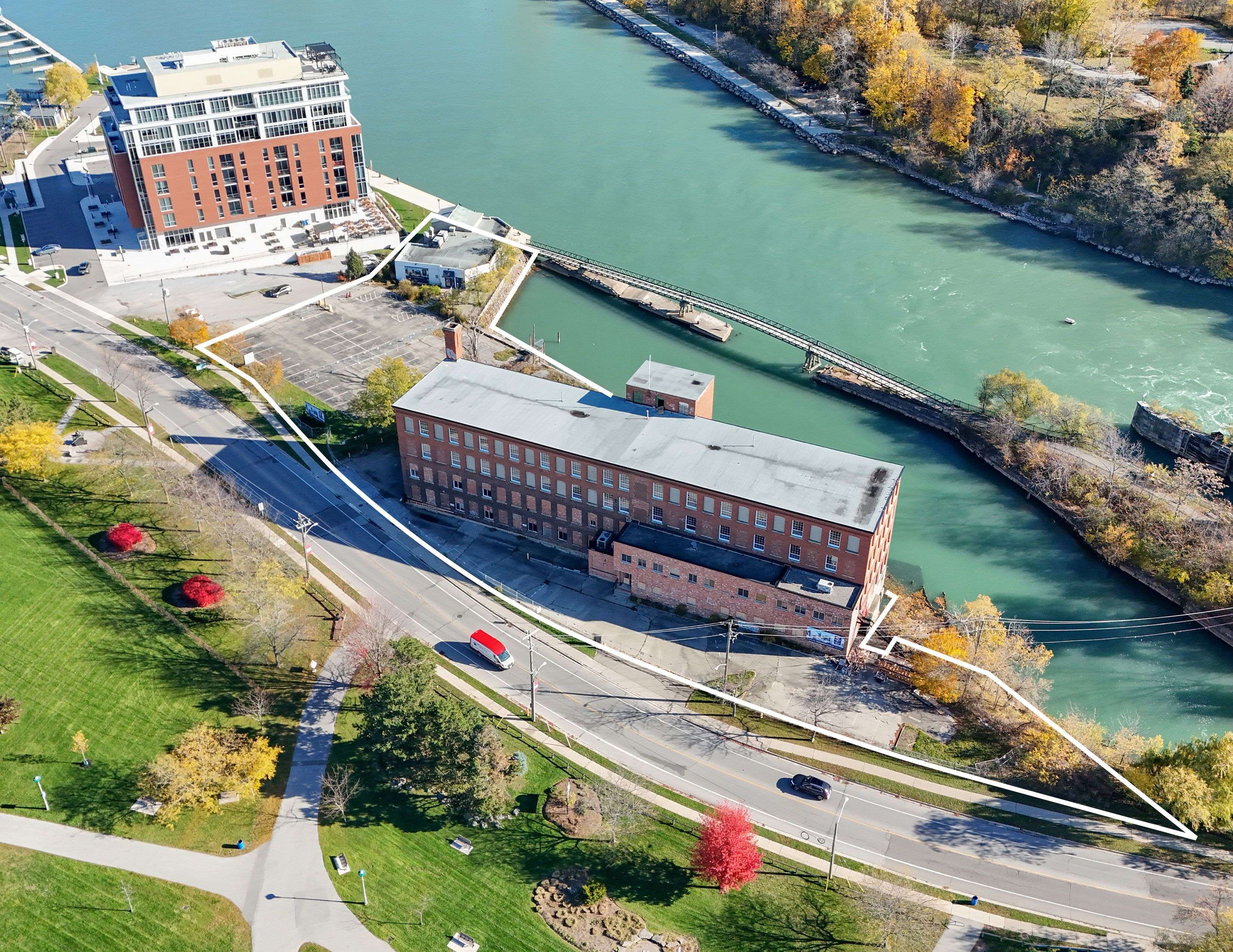 St. Catharines, ON L2N 4P6,61-63 Lakeport RD