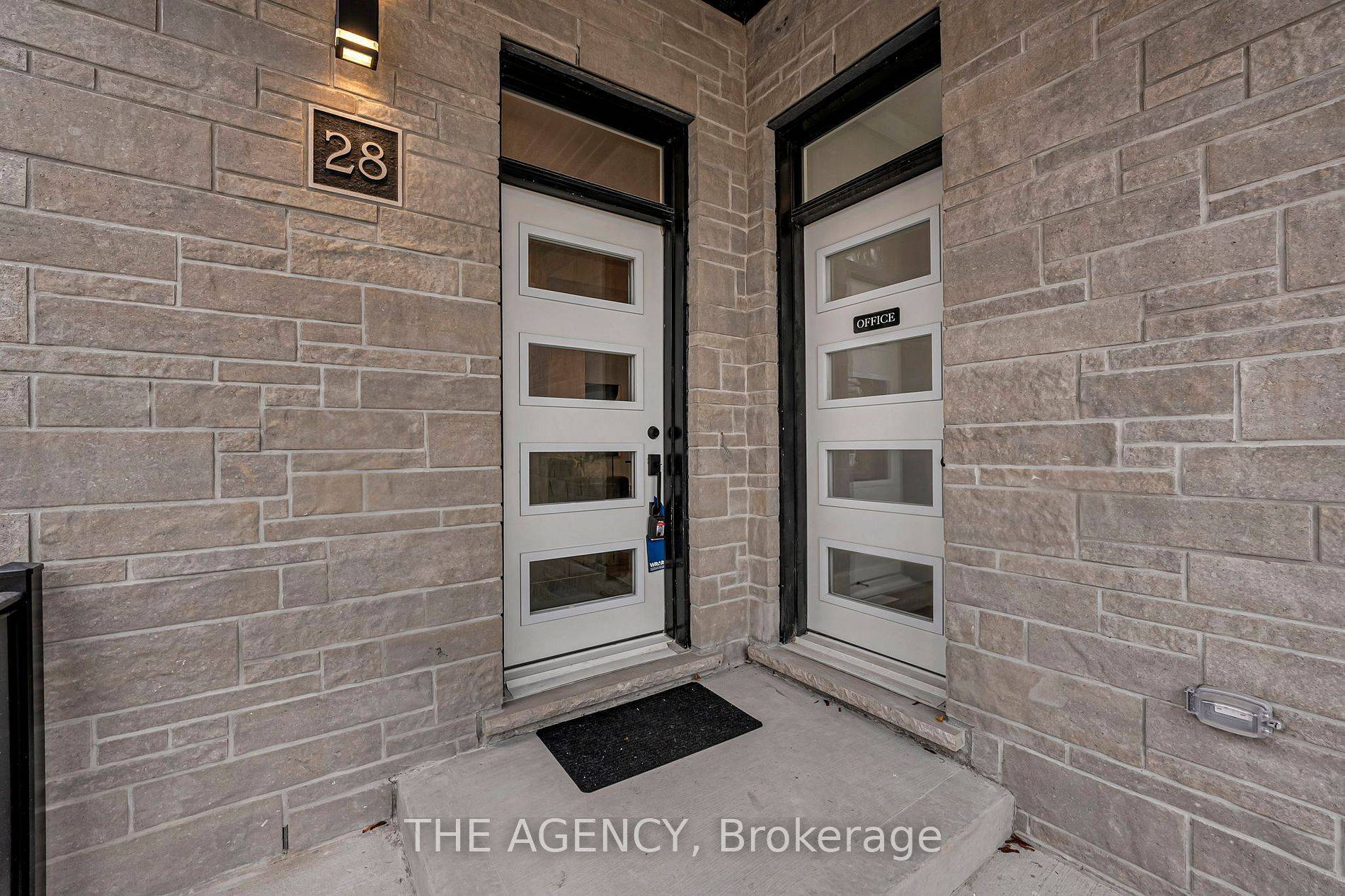 Guelph, ON N1H 2G8,28 Norwich ST W