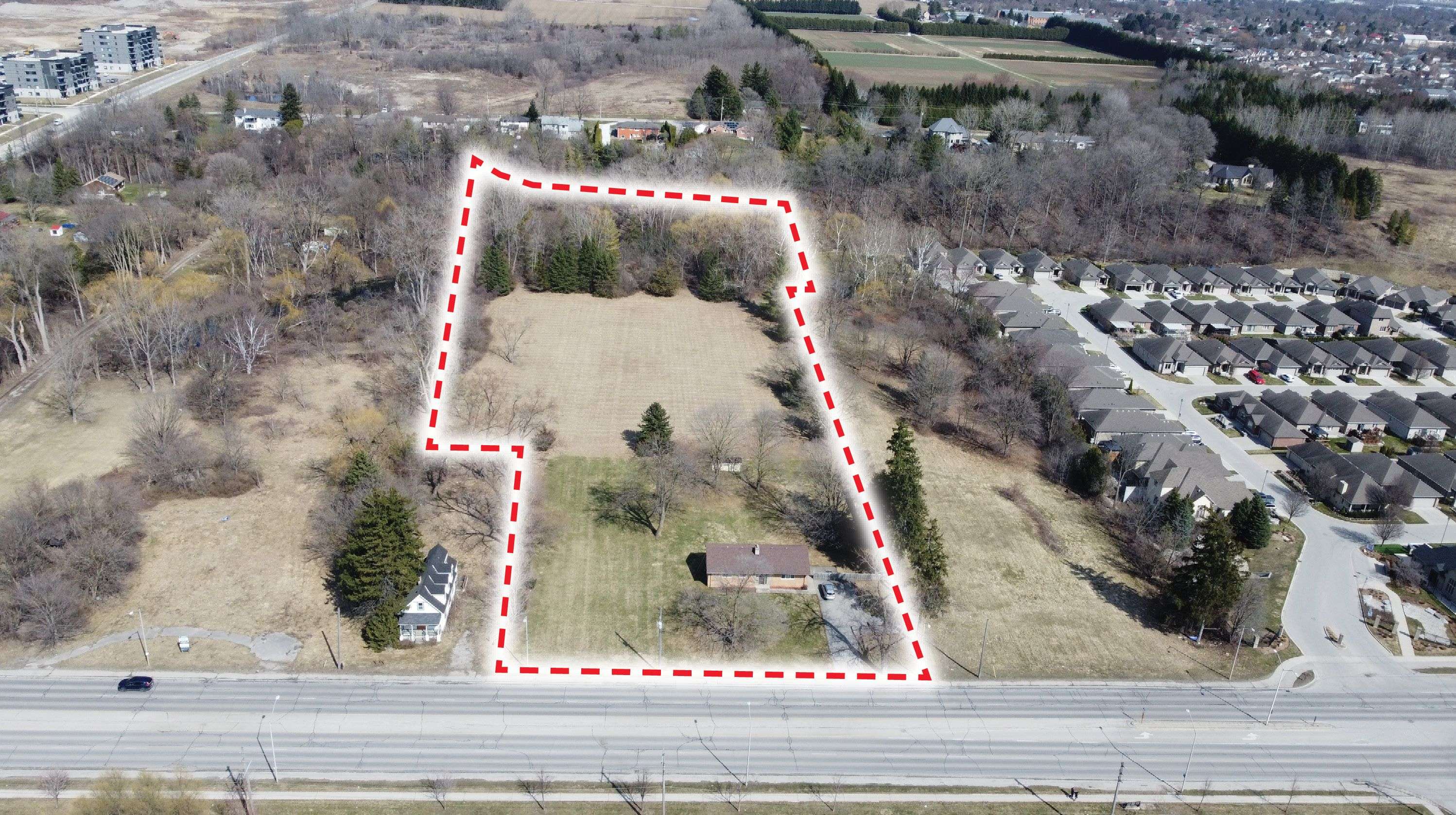 London East, ON N5Y 5N6,1442 Highbury AVE N