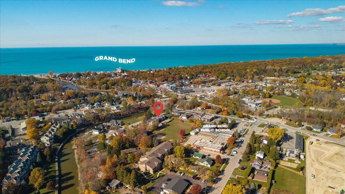 Lambton Shores, ON N0M 1T0,18 Sauble River RD #4