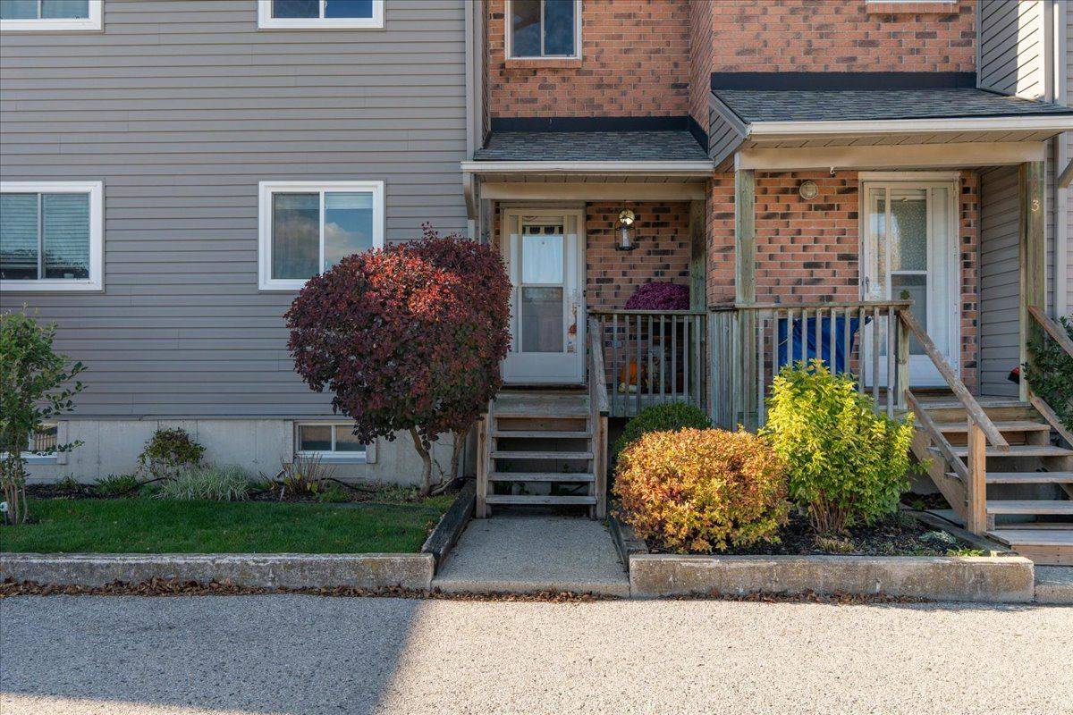 Lambton Shores, ON N0M 1T0,18 Sauble River RD #4