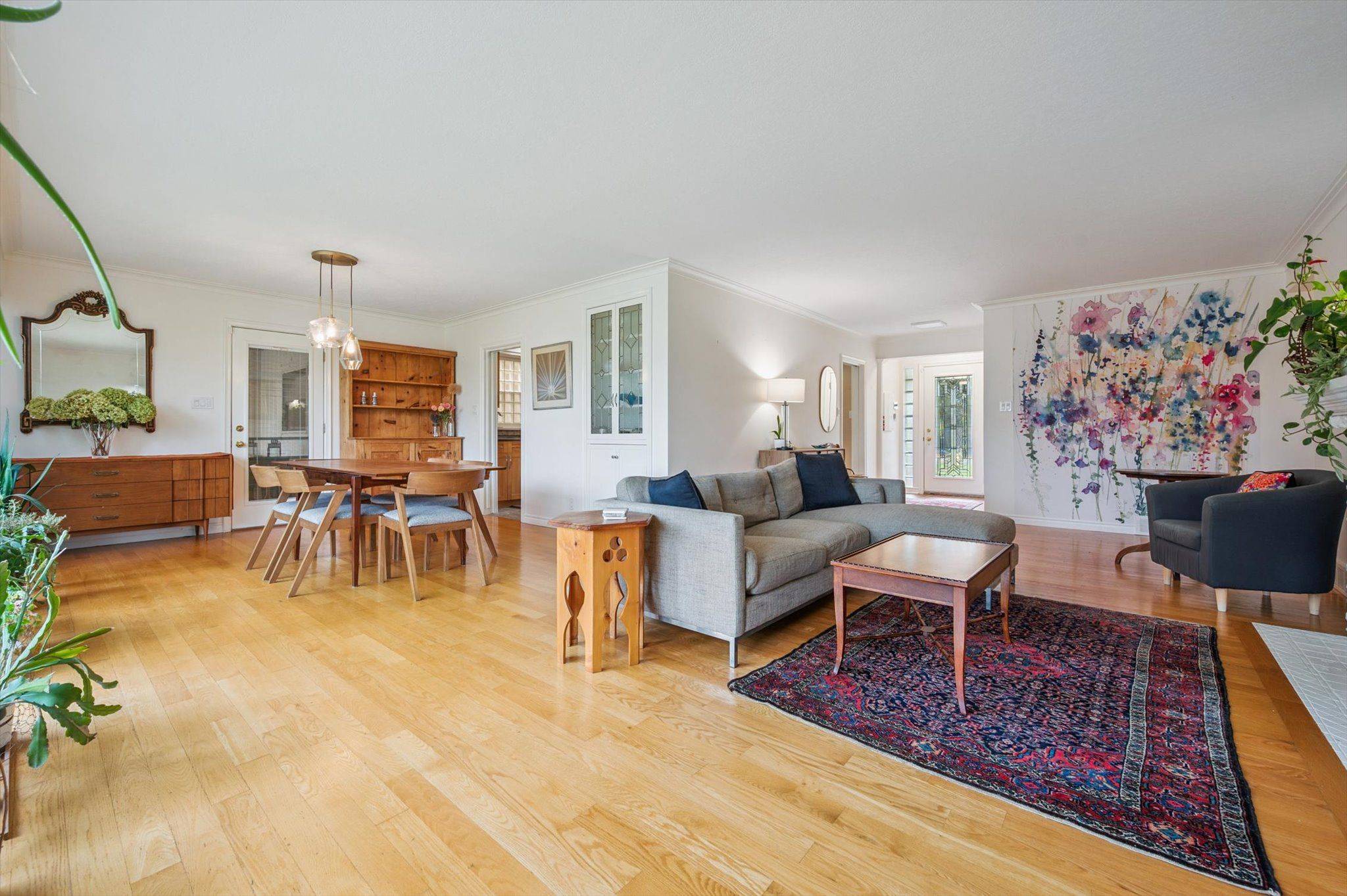 Guelph, ON N1G 1J6,36 Harcourt DR