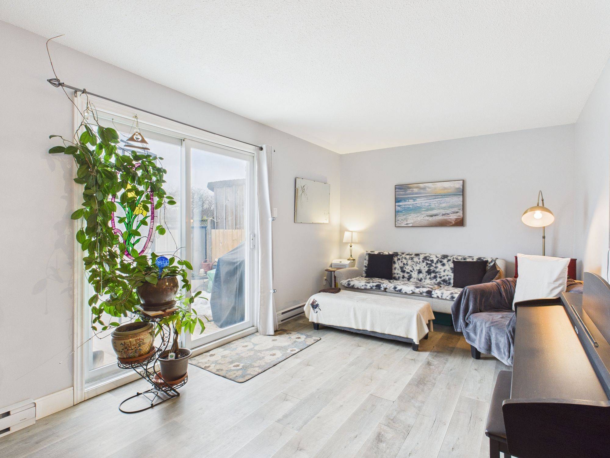 Kincardine, ON N2Z 1R7,624 Hunter ST