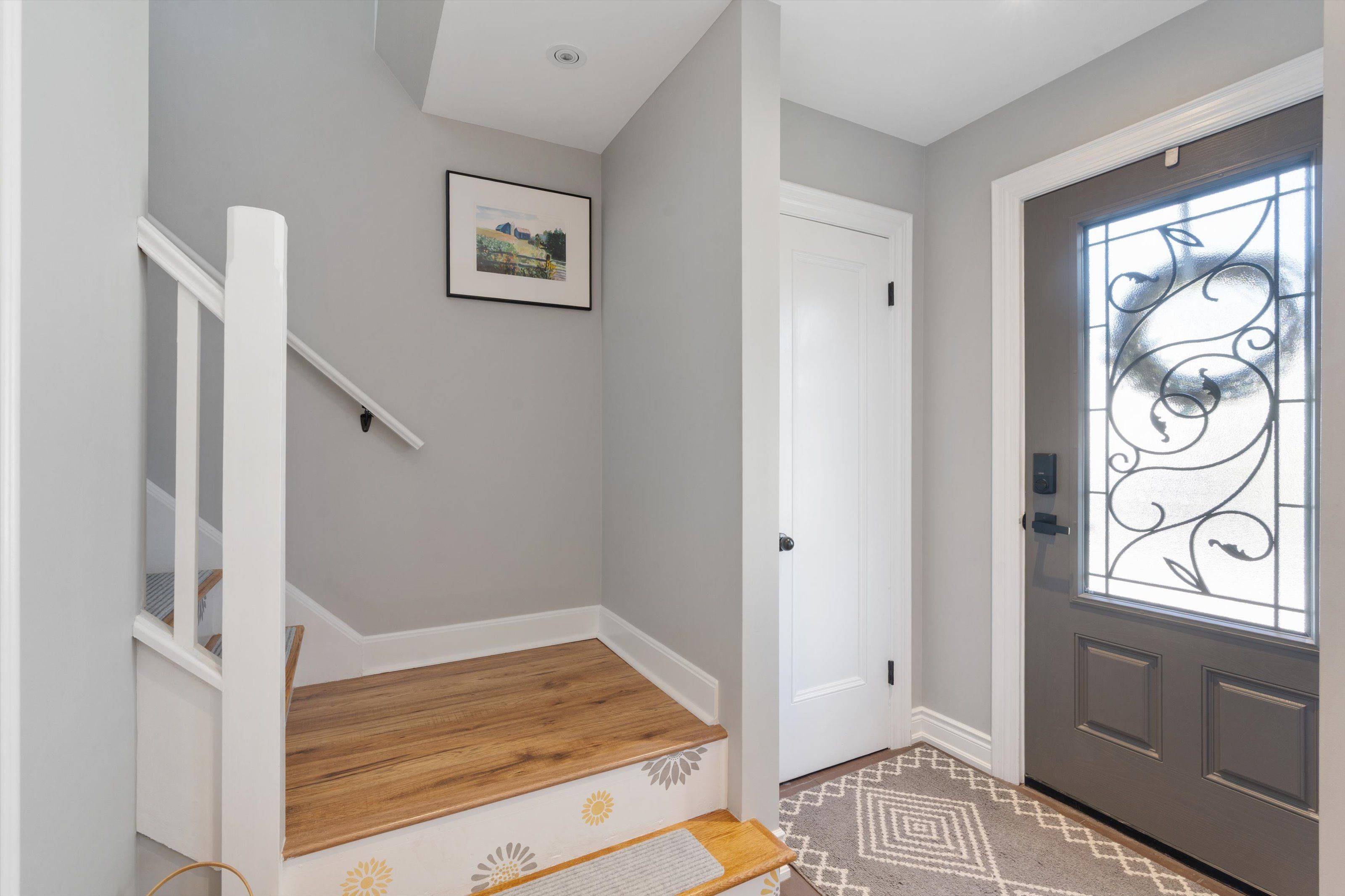 St. Catharines, ON L2R 1K5,110 St Patrick ST