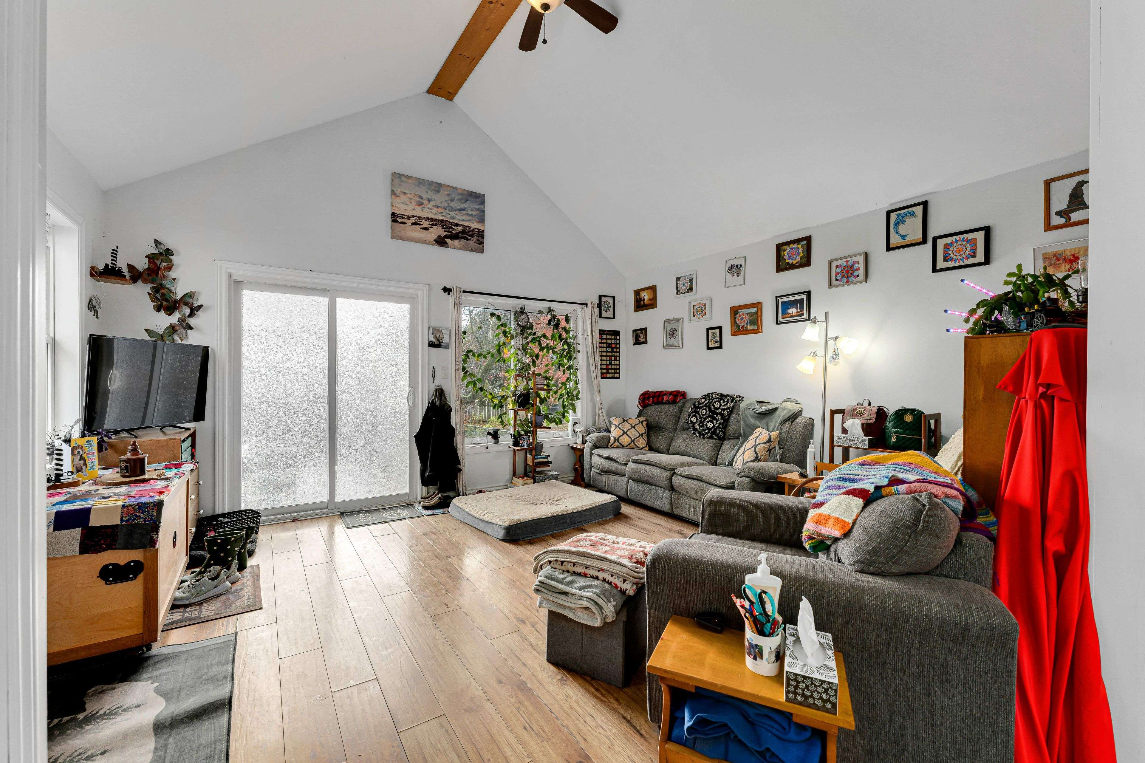 Kingston, ON K7K 2R3,336 Elliott AVE