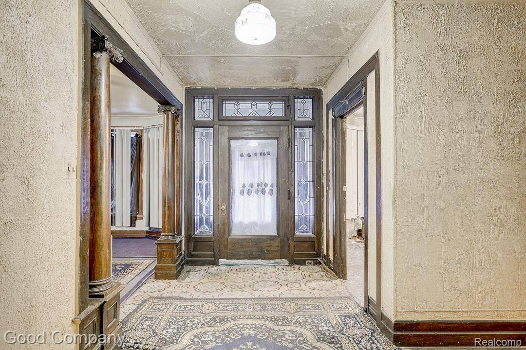 Detroit, MI 48202,100 Taylor ST