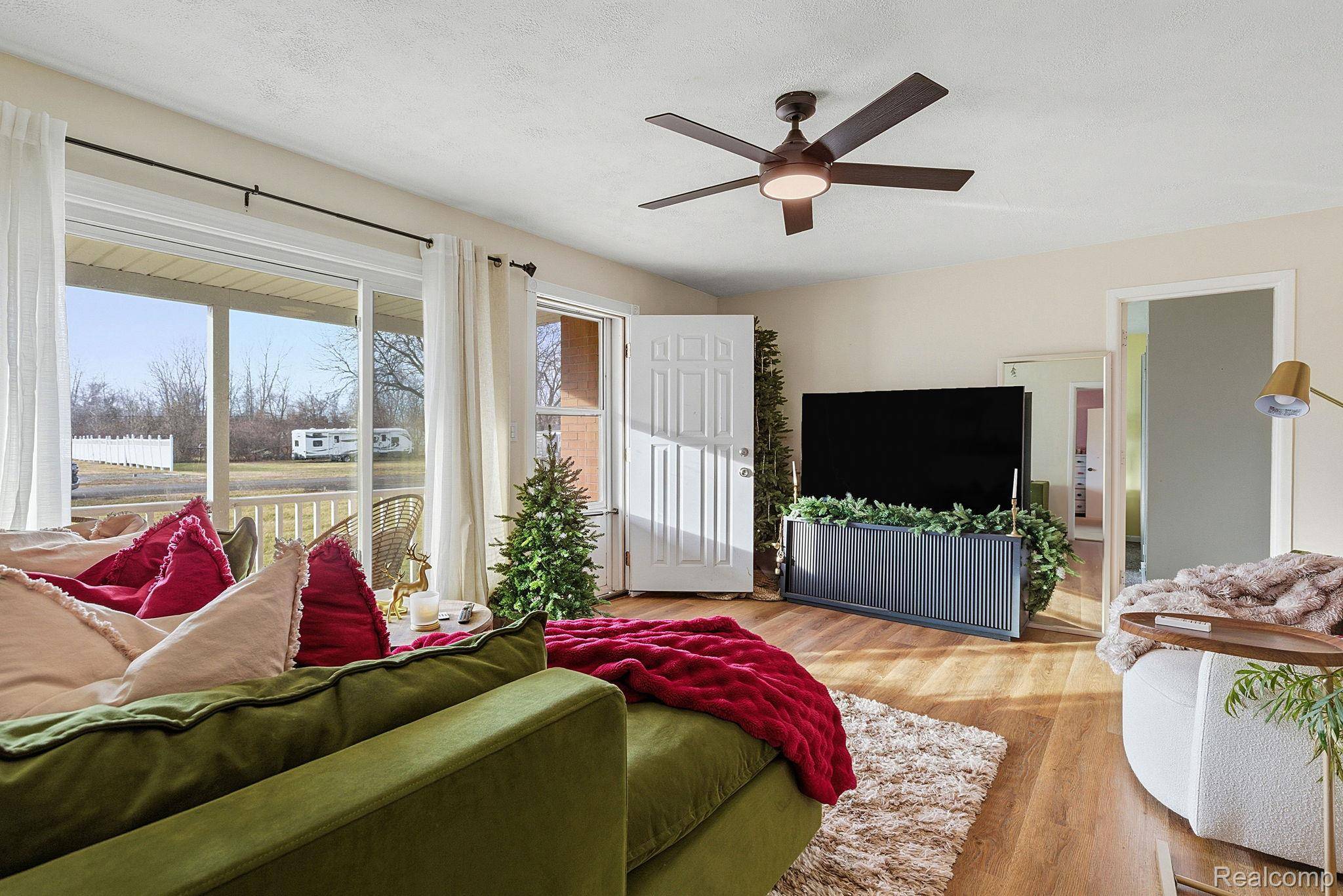 Romulus, MI 48174,13209 Homefield ST