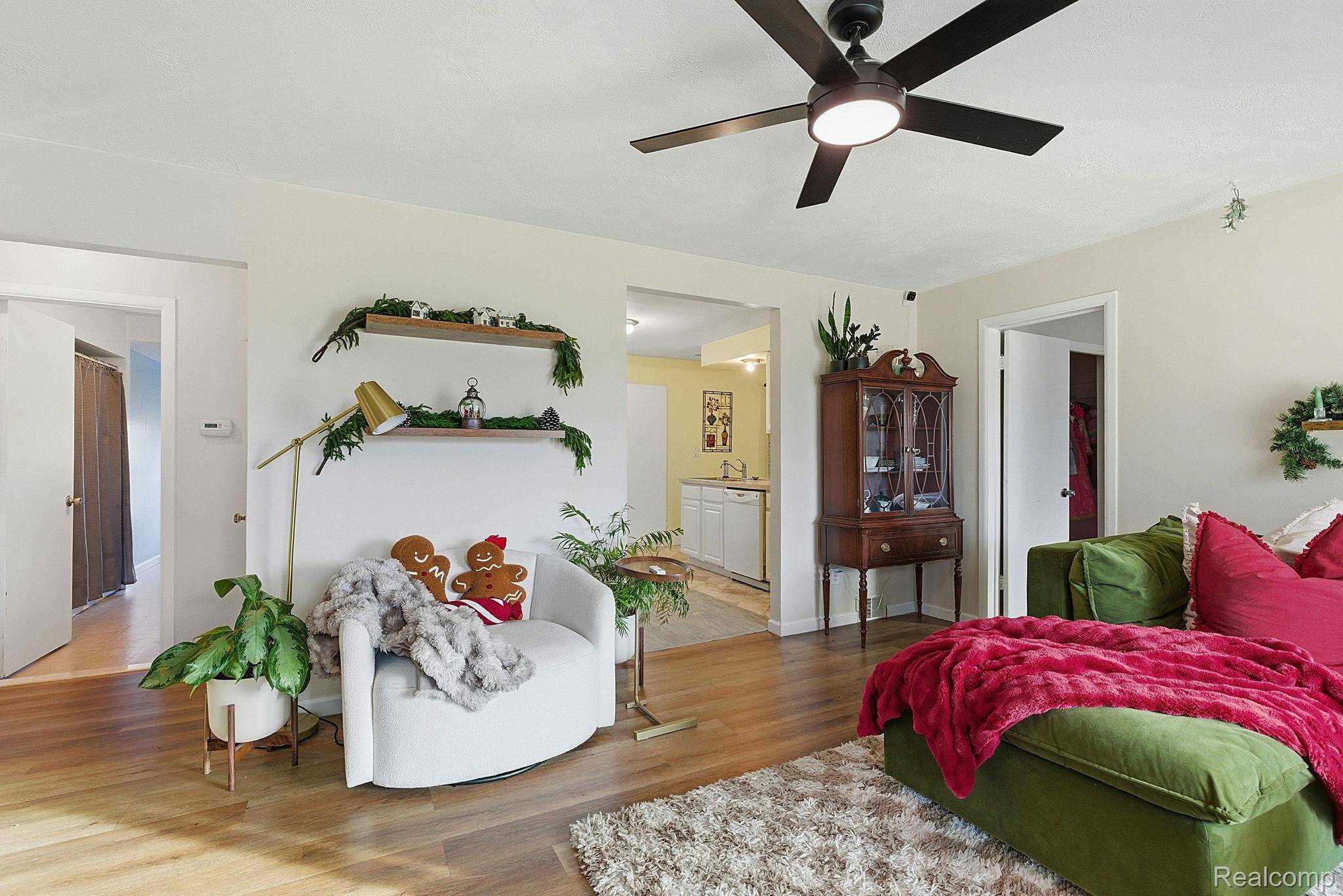 Romulus, MI 48174,13209 Homefield ST