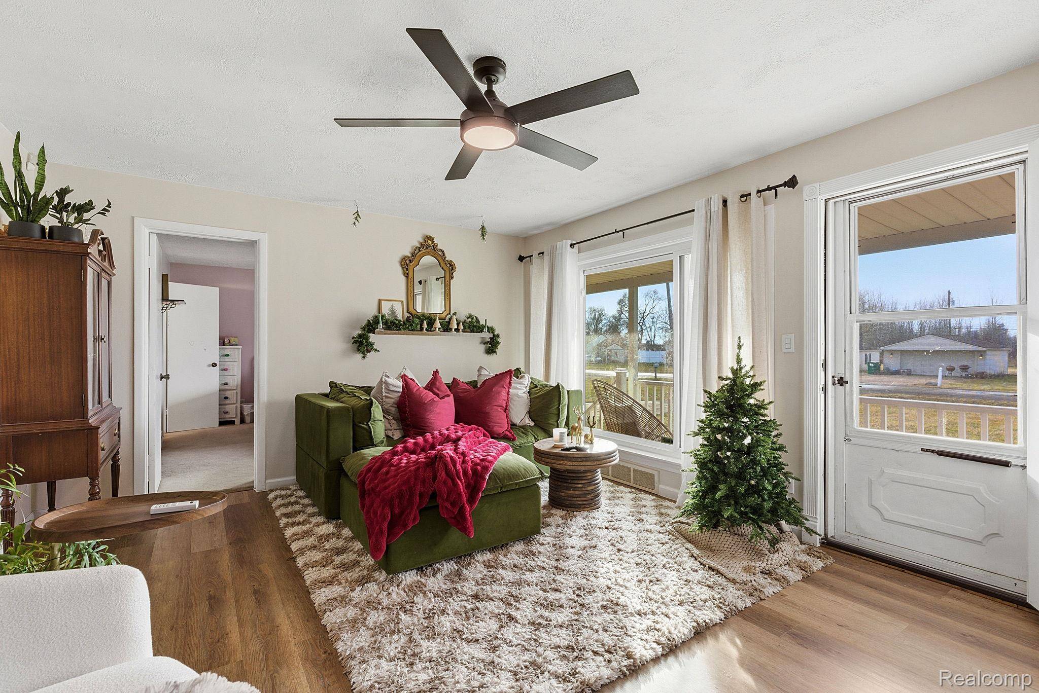 Romulus, MI 48174,13209 Homefield ST