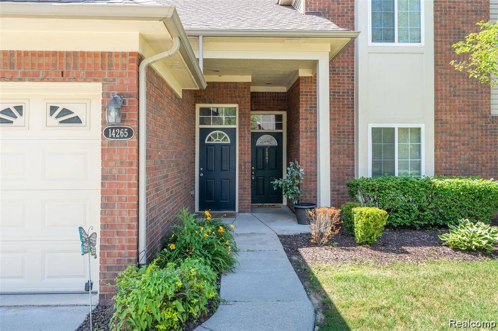 Sterling Heights, MI 48312,14353 Shadywood DR