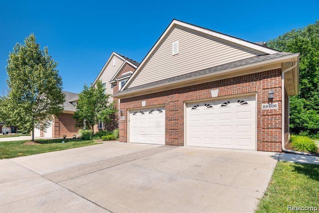 Warren, MI 48092,29406 WOODPARK CIR