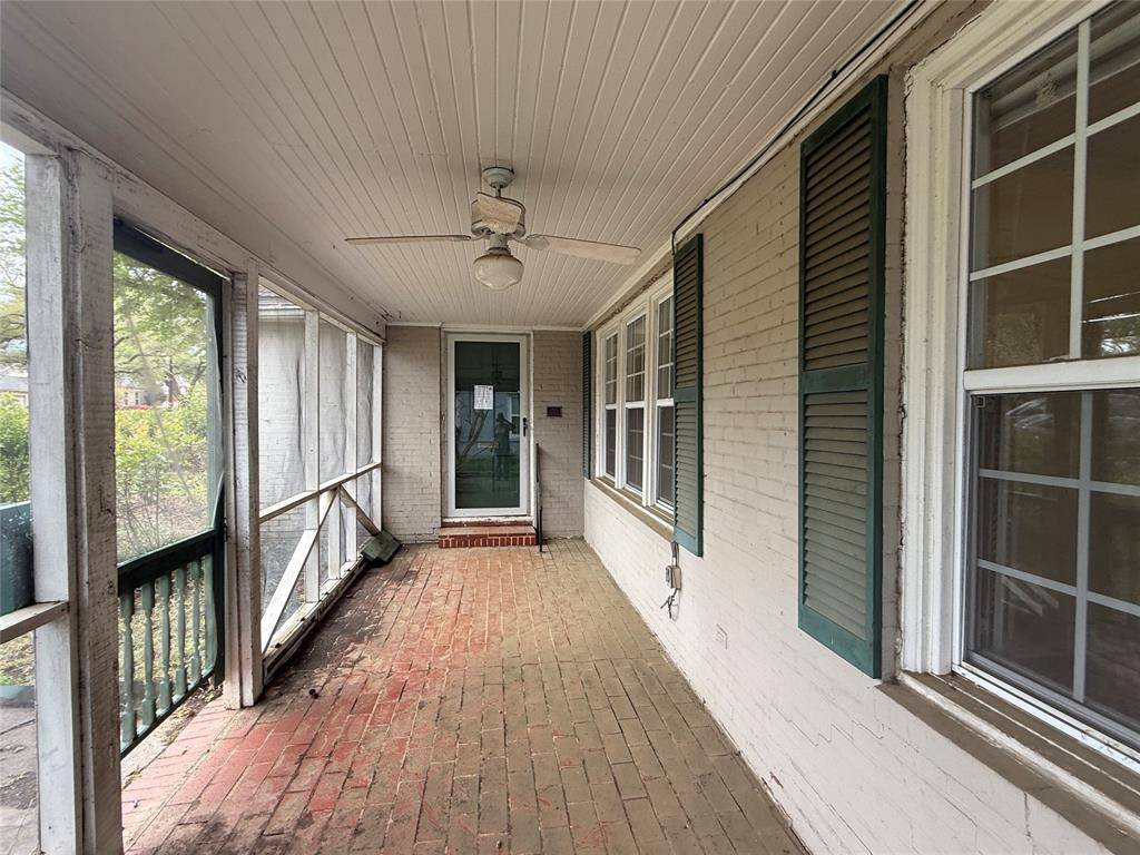 Tyler, TX 75701,325 W 4th Street