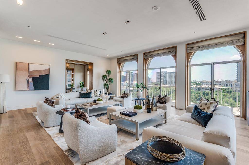 Dallas, TX 75219,2801 Turtle Creek Boulevard #7E