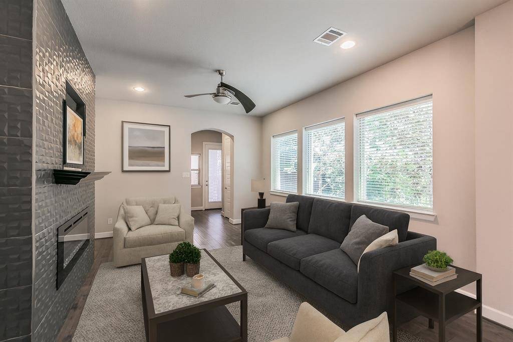 Dallas, TX 75238,8608 Ballifeary Place