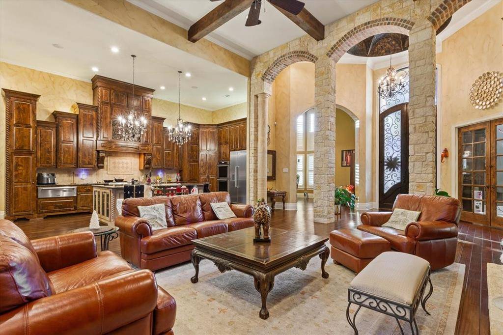 Waco, TX 76657,10020 Hidden Bluff