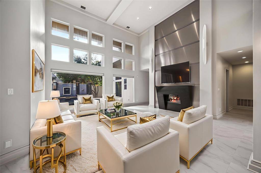 Dallas, TX 75287,5608 Stone Cliff Court