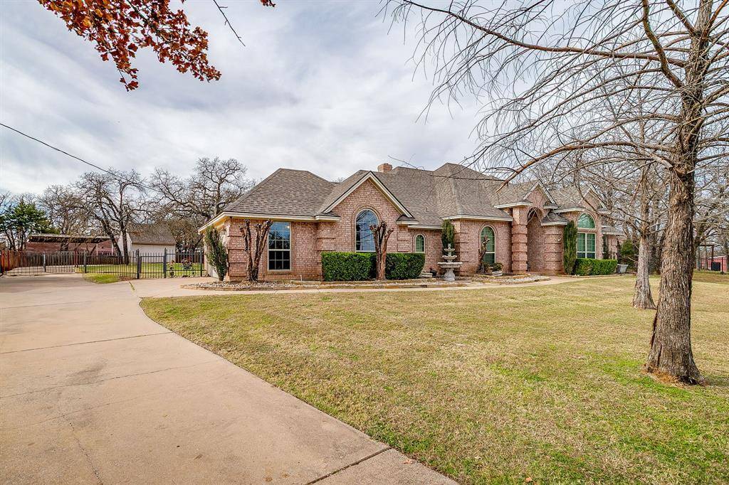 Burleson, TX 76028,2340 Redstone Road