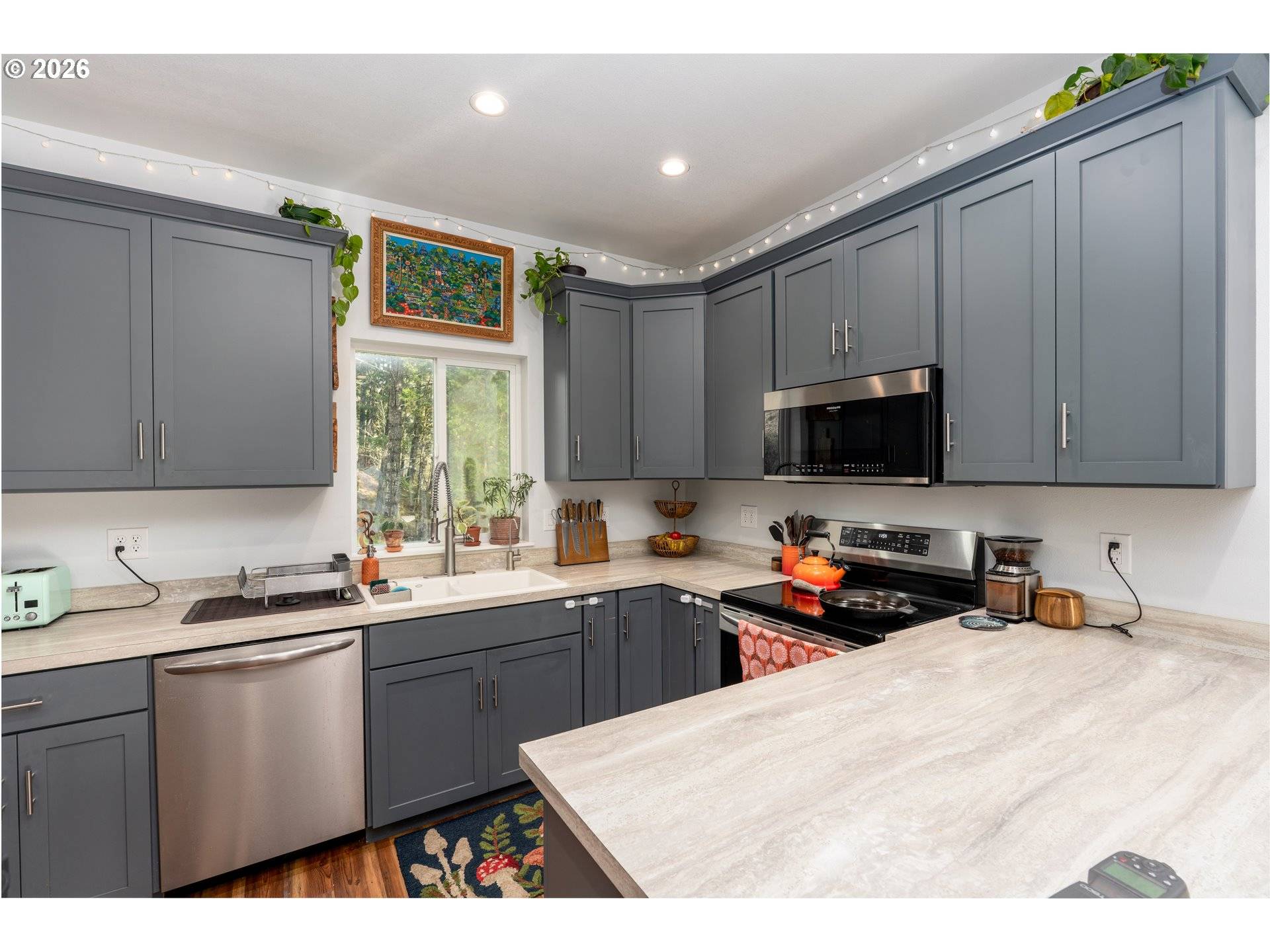 Winston, OR 97496,270 SABRINA LN