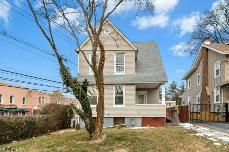 Roselle Boro, NJ 07203,162 W 2nd Ave