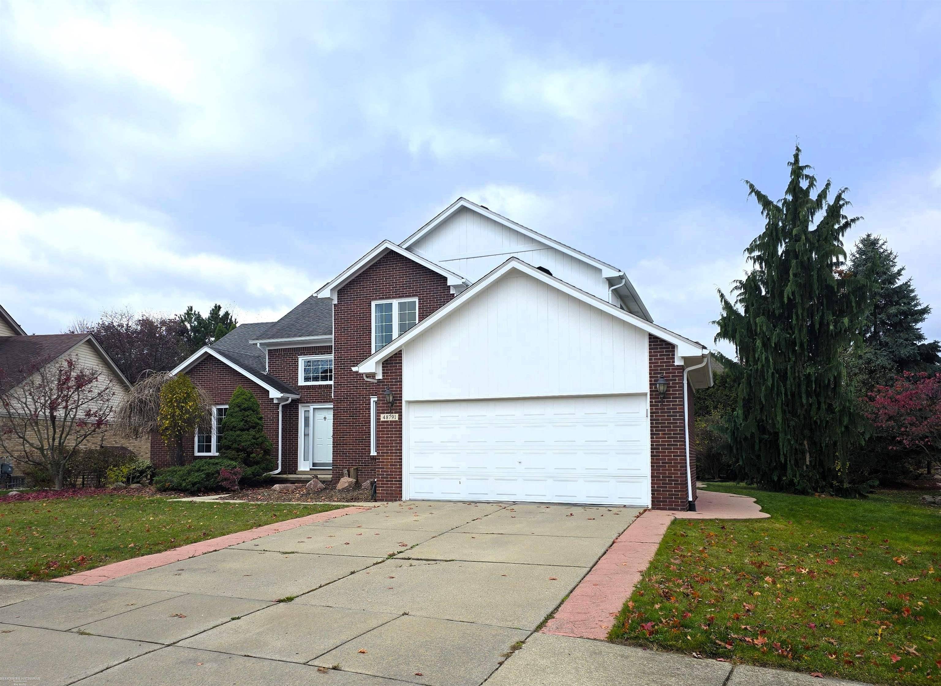 Macomb, MI 48044,48791 Fairmont DR