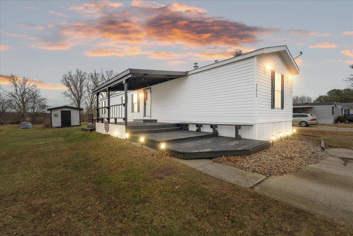 Mason, MI 48854,323 Oak Ridge ST