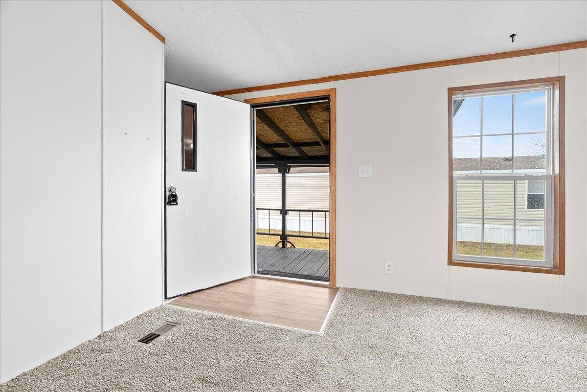 Mason, MI 48854,323 Oak Ridge ST