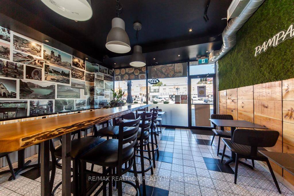 Toronto C06, ON M3H 1T3,373 Wilson AVE