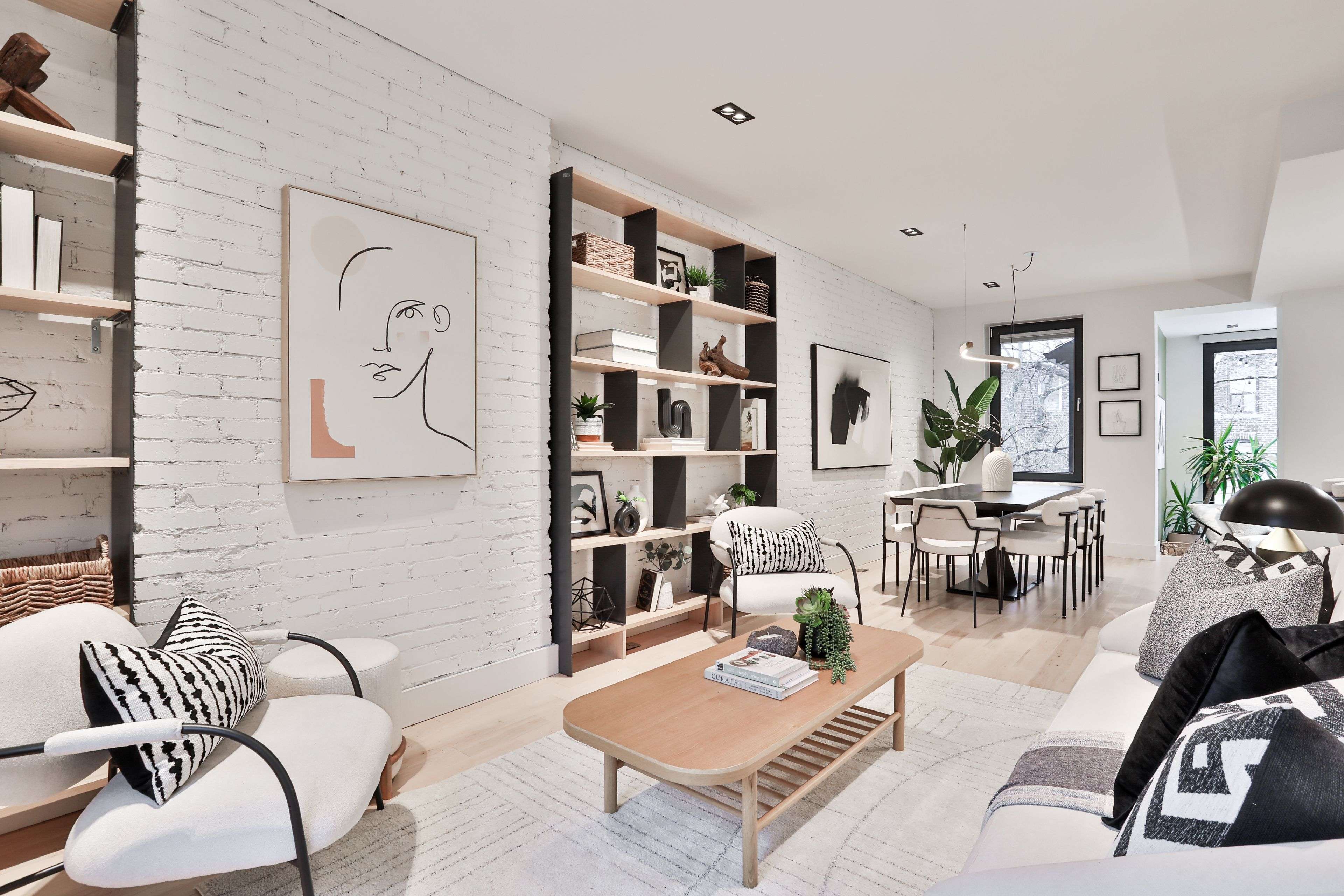 Toronto C02, ON M6G 1V8,35 Palmerston GDNS