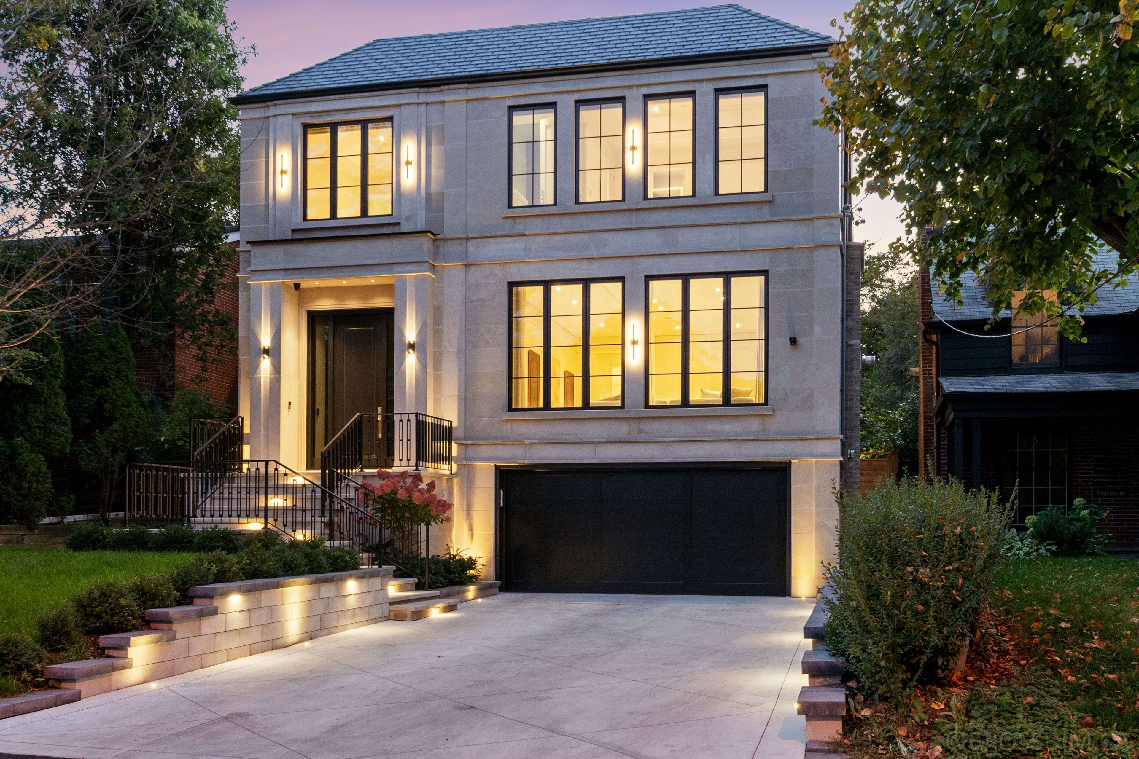 Toronto C12, ON M4N 3J9,50 Daneswood RD