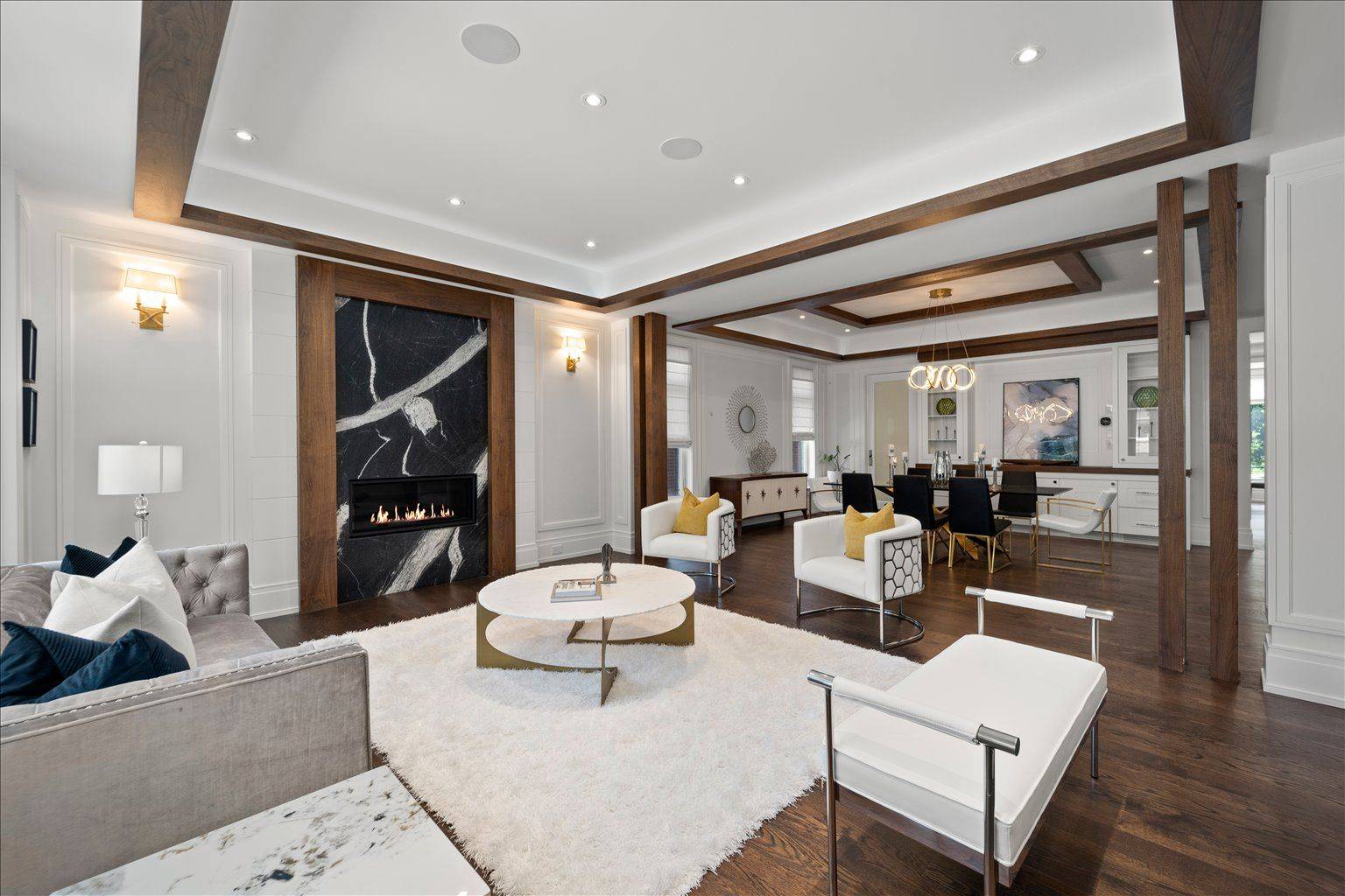 Toronto C14, ON M2M 3L1,185 Maxome AVE