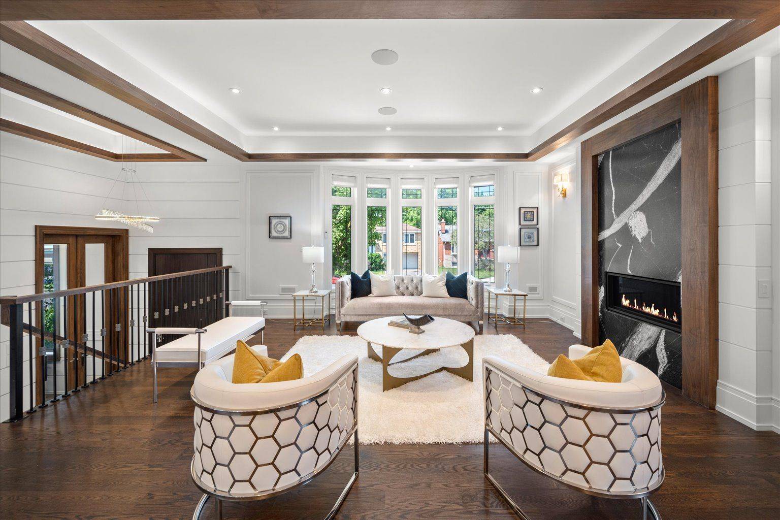 Toronto C14, ON M2M 3L1,185 Maxome AVE