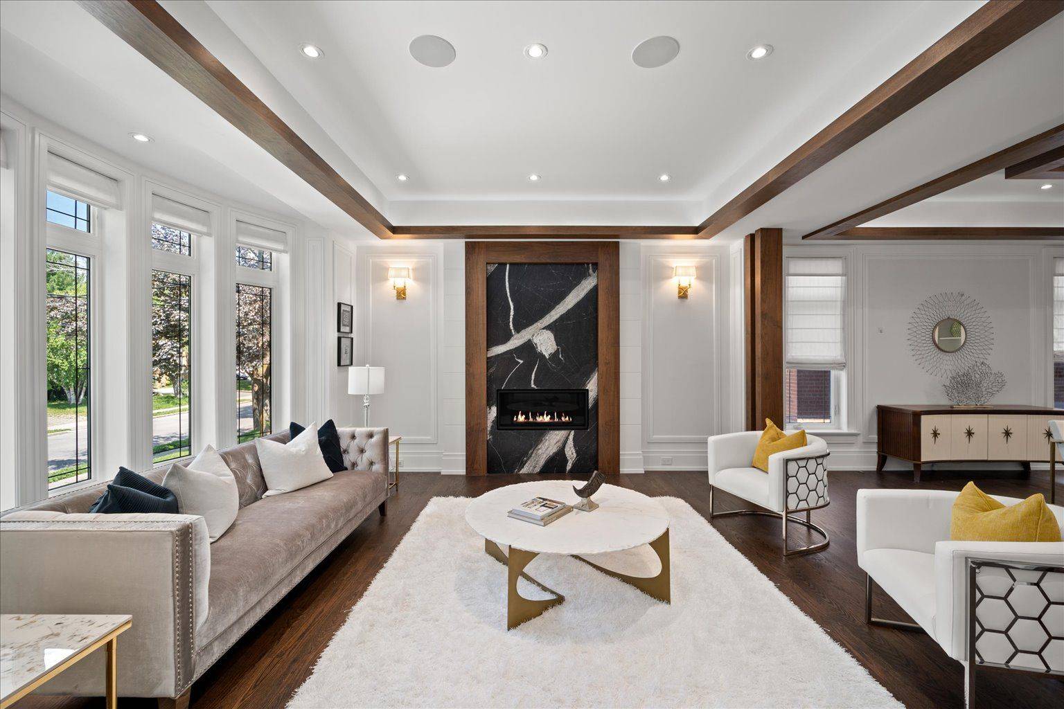 Toronto C14, ON M2M 3L1,185 Maxome AVE