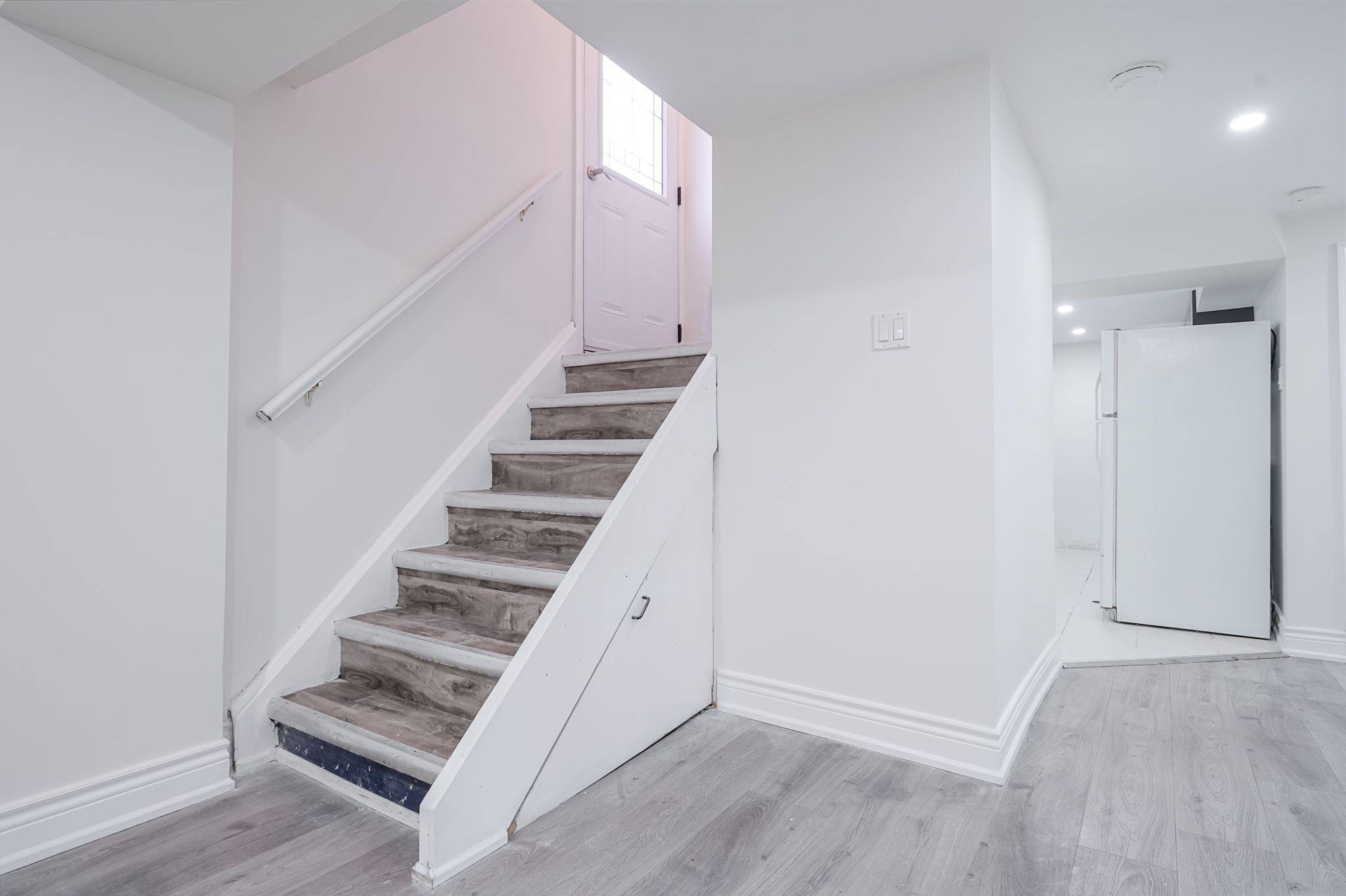 Toronto E09, ON M1G 2Z7,39 Greenock AVE #Basement