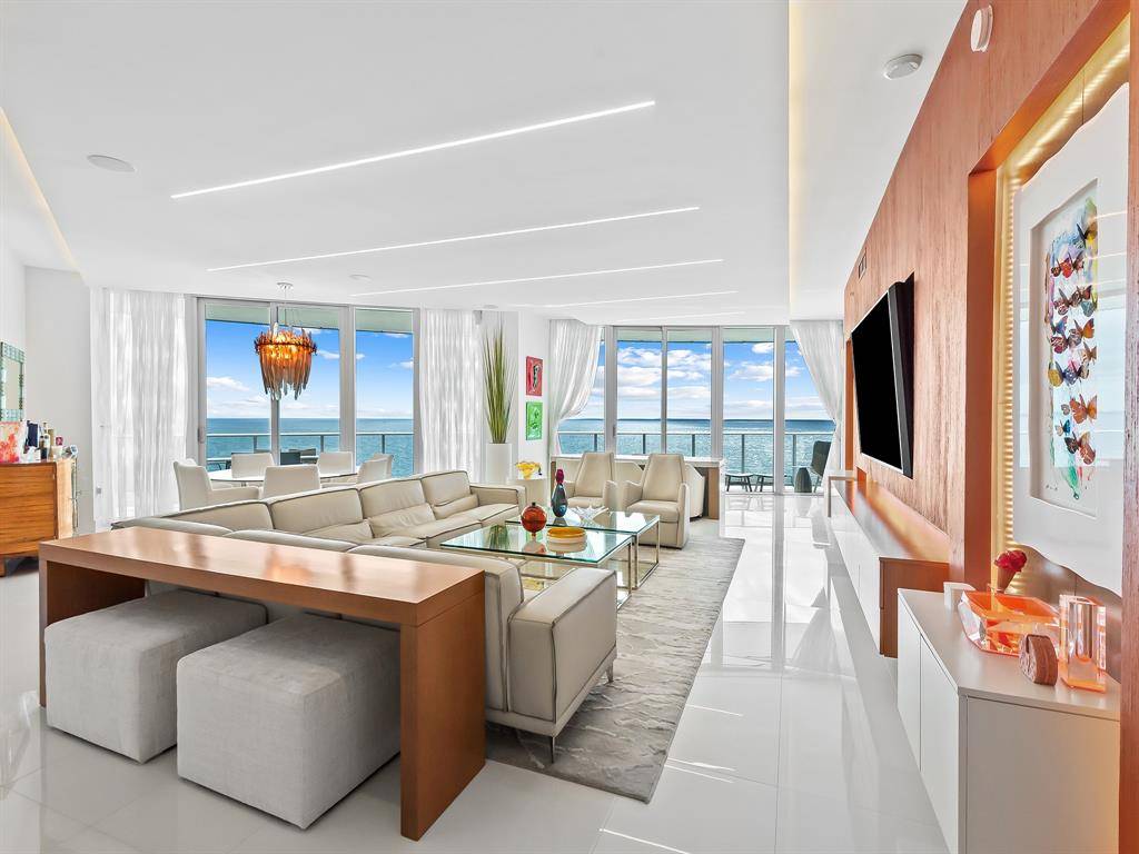 Fort Lauderdale, FL 33304,701 N Fort Lauderdale Beach Boulevard #902