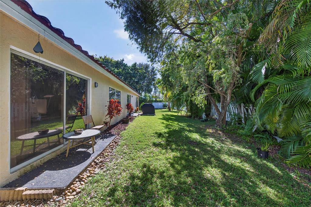 Plantation, FL 33324,9532 NW 9th Ct
