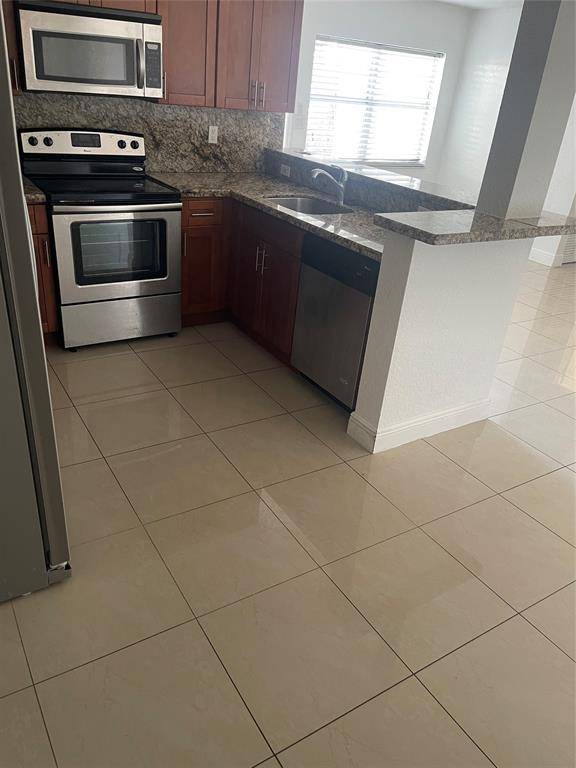 Pompano Beach, FL 33064,3611 NE 15th Ave