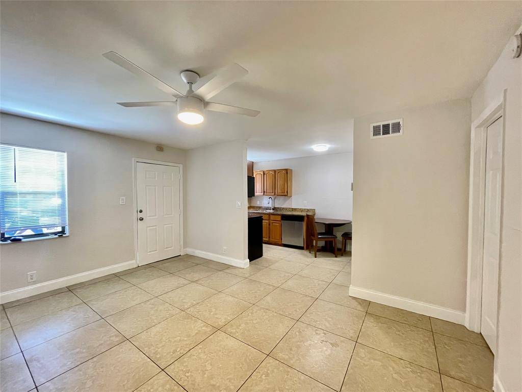 Wilton Manors, FL 33334,601 NE 29 dr #4