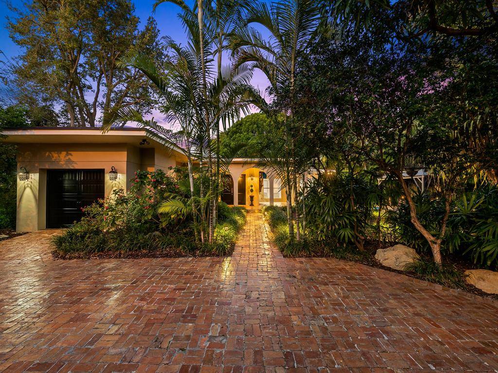 Fort Lauderdale, FL 33301,901 SE 6th St