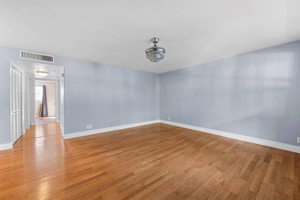 Pompano Beach, FL 33062,2870 NE 14th St Cswy #203C