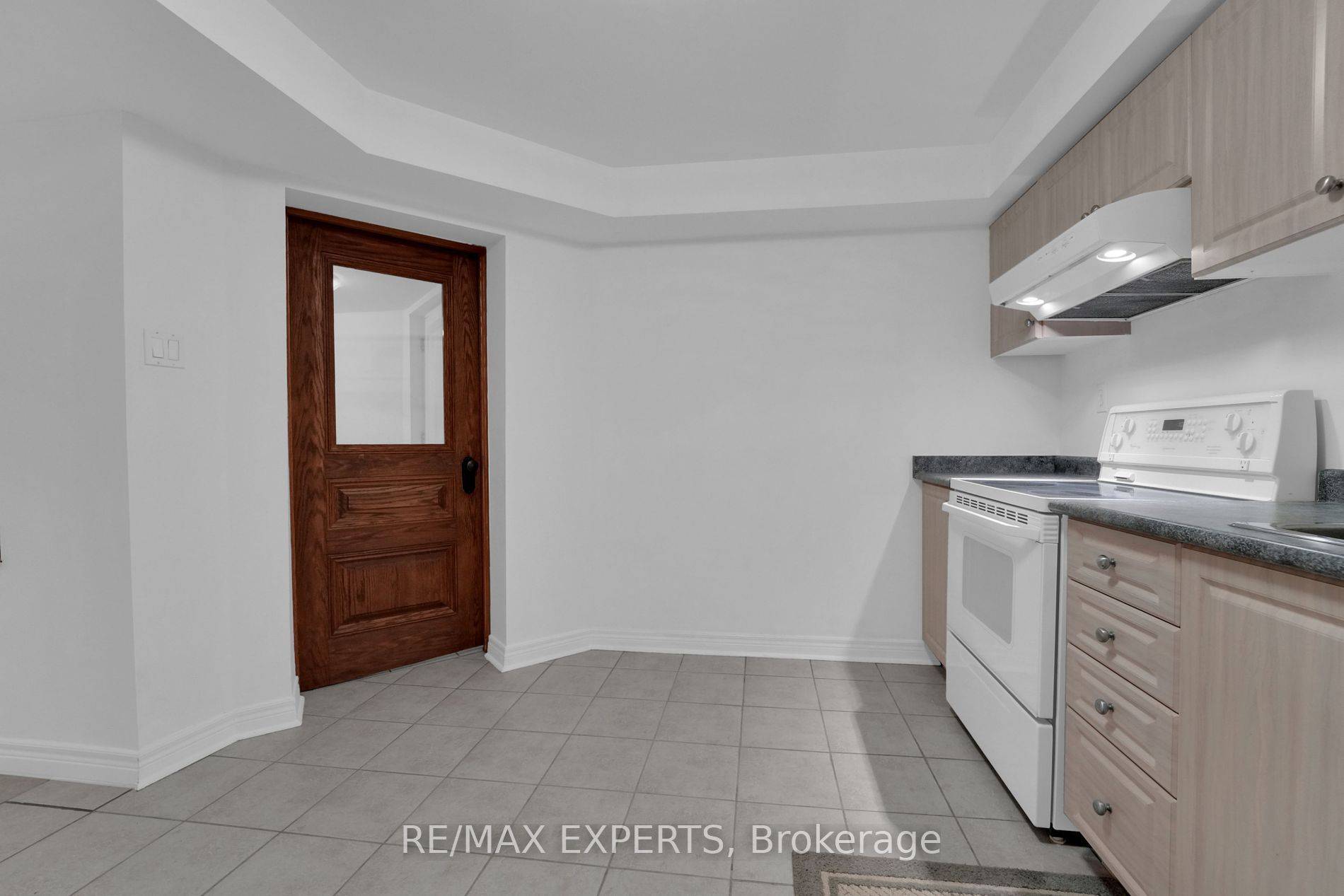 Vaughan, ON L4H 1J5,25 Royalparkway WAY #Bsmt