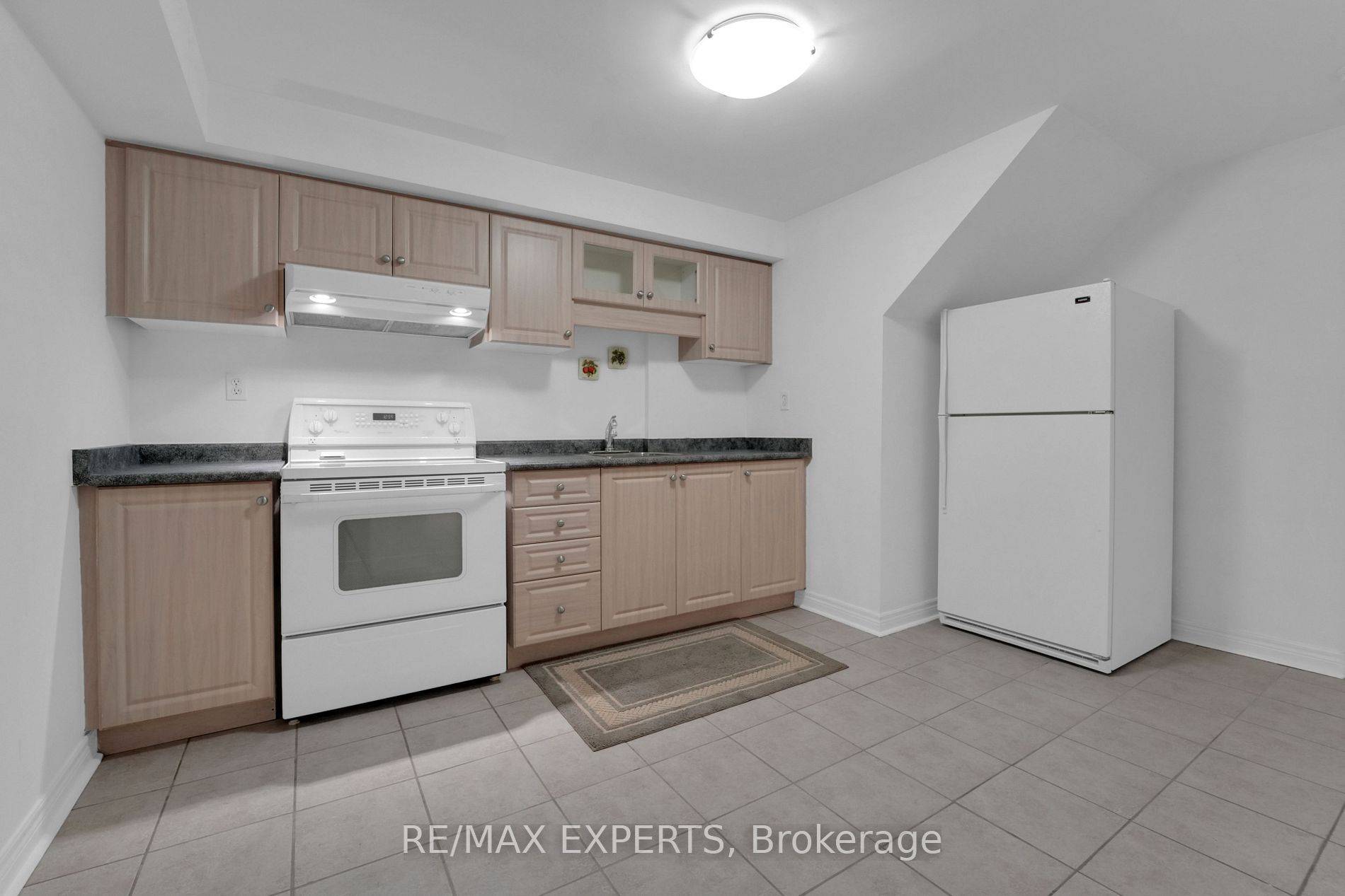 Vaughan, ON L4H 1J5,25 Royalparkway WAY #Bsmt