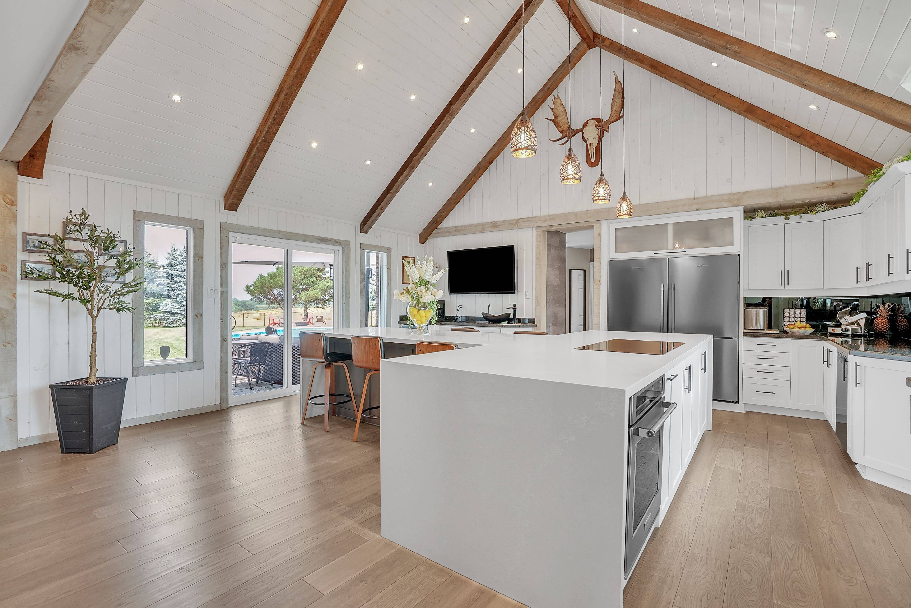 Adjala-tosorontio, ON L0G 1W0,7636 County 1 N/A