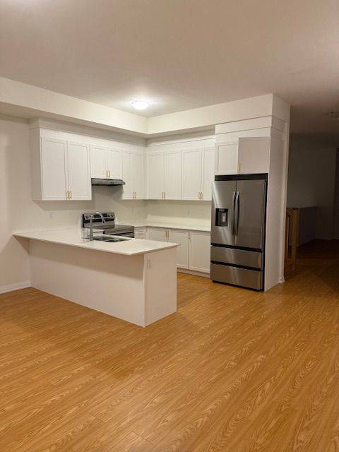 Richmond Hill, ON L4S 1N4,2 Kahshe LN