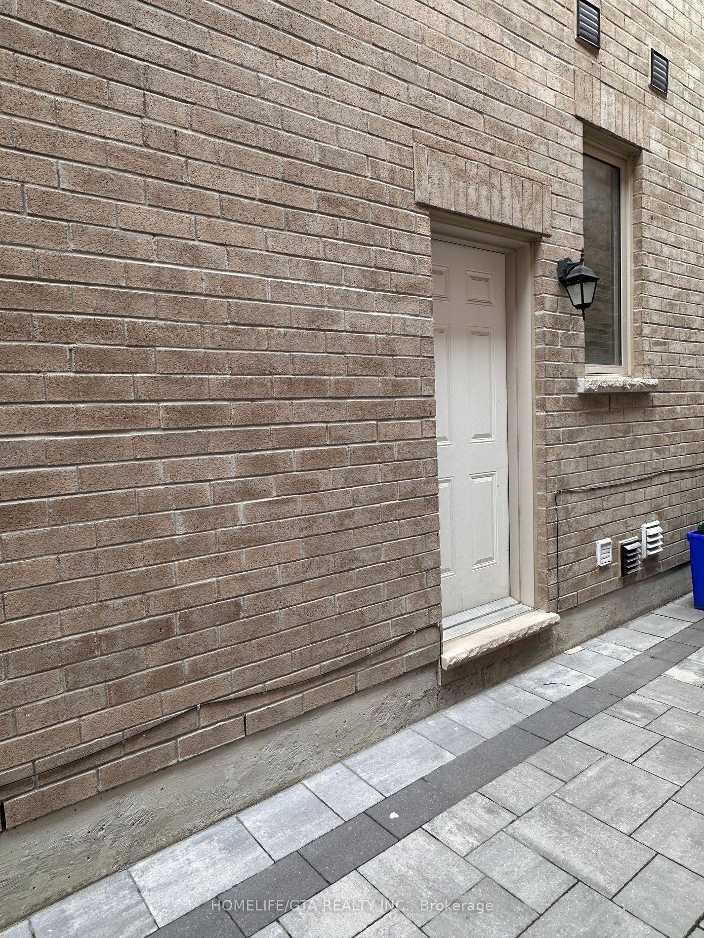 Markham, ON L3S 0E8,21 Reign LN #Basement