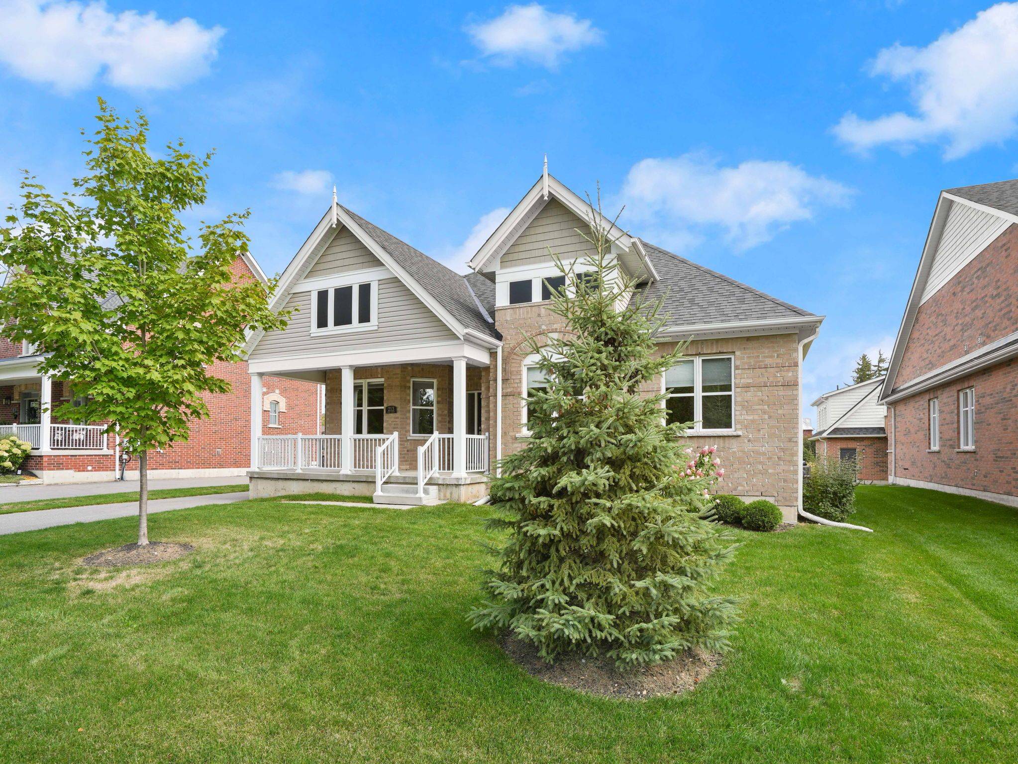 Clearview, ON L0M 1G0,213 Mary ST