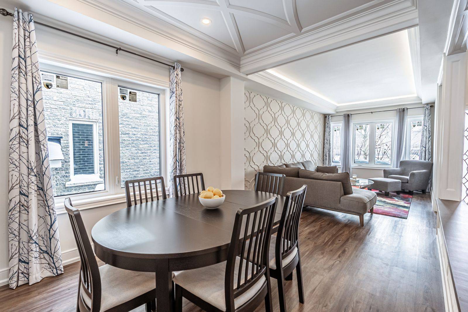 Barrie, ON L4N 4K6,99 McIntyre DR