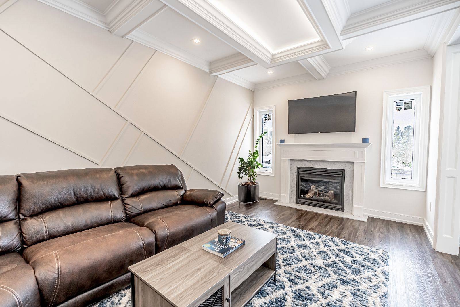 Barrie, ON L4N 4K6,99 McIntyre DR