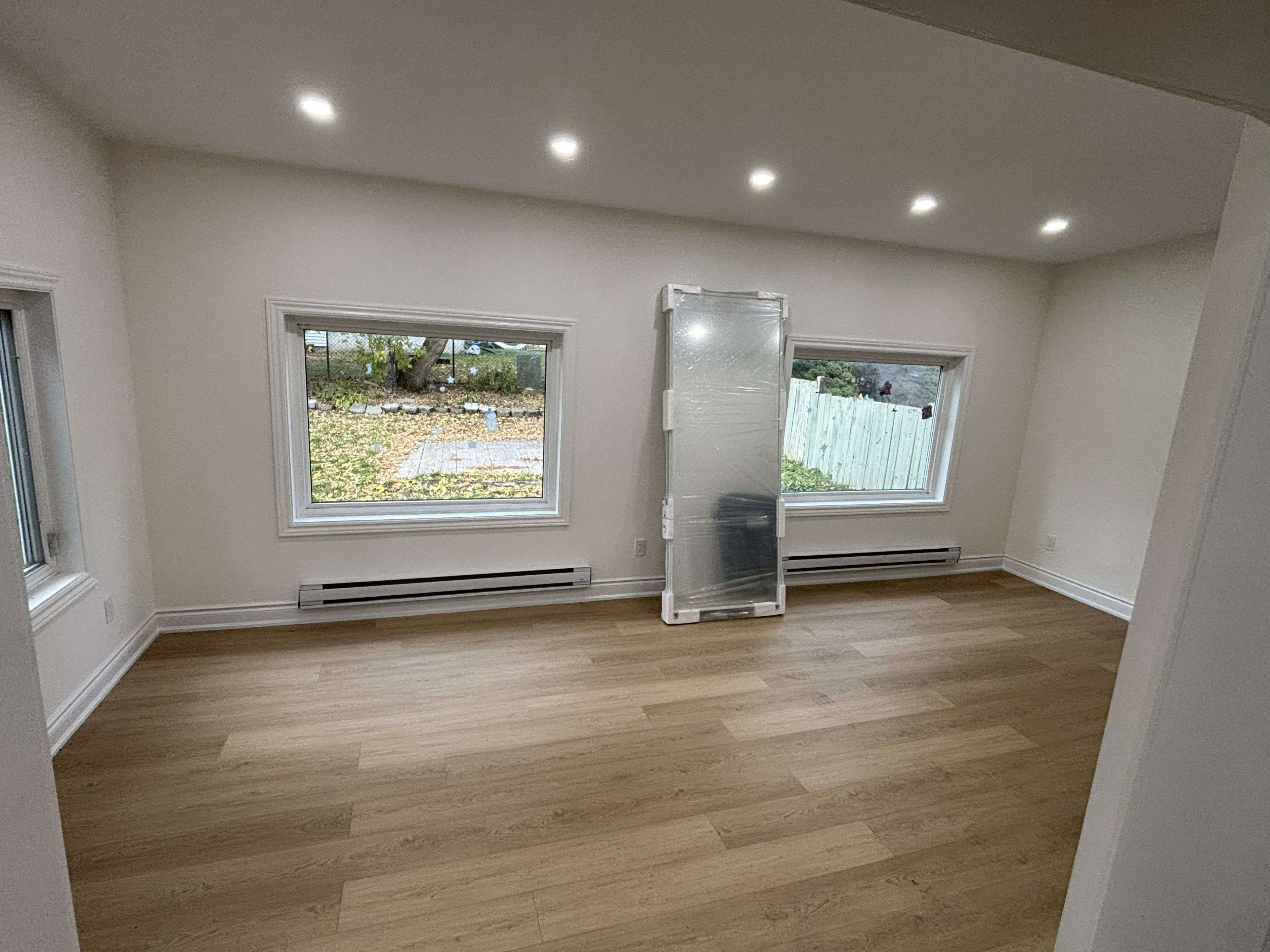 Barrie, ON L4N 5C6,62 Austen LN N