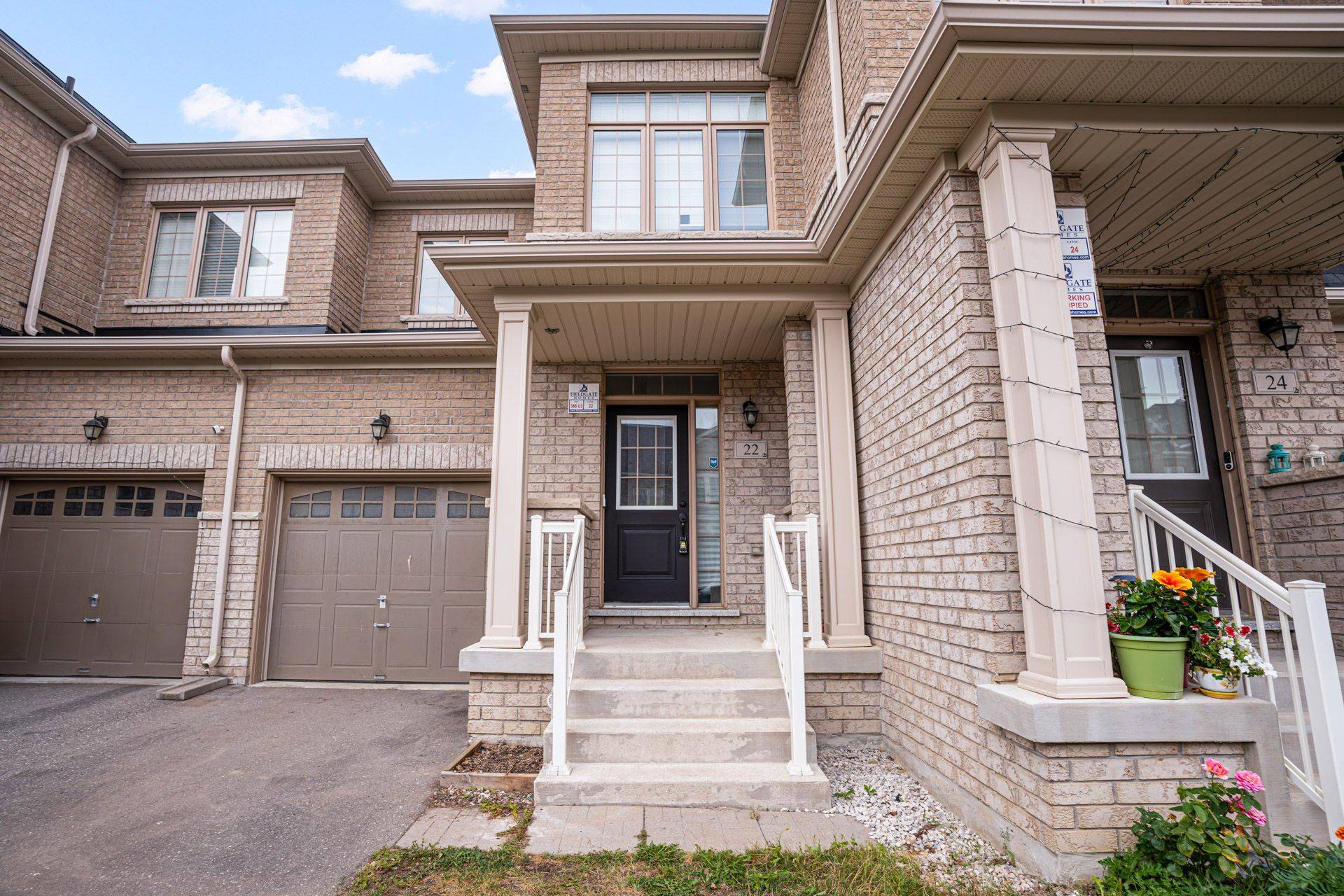 Brampton, ON L7A 5B8,22 Goulston ST